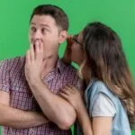 La psicología detrás de los secretos familiares y su impacto entre generaciones